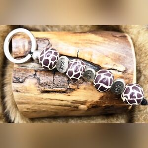 Girls Night Out Bracelet & Keychain Giraffe Print Beads  Please Read Call Outs